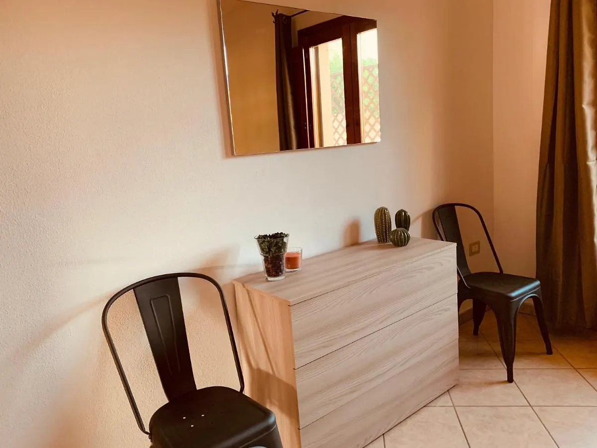 MariSol - Casa Vacanze Càbras 0*,  Italia